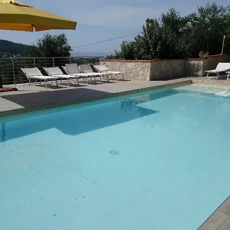 Zwei-zimmer-penthouse-wohnung Mit Terrasse Mit Meerblick Apartment *