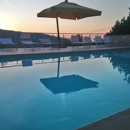 Apartment Zwei-zimmer-penthouse-wohnung Mit Terrasse Mit Meerblick *