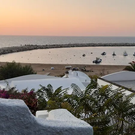 Zwei-zimmer-penthouse-wohnung Mit Terrasse Mit Meerblick Apartment