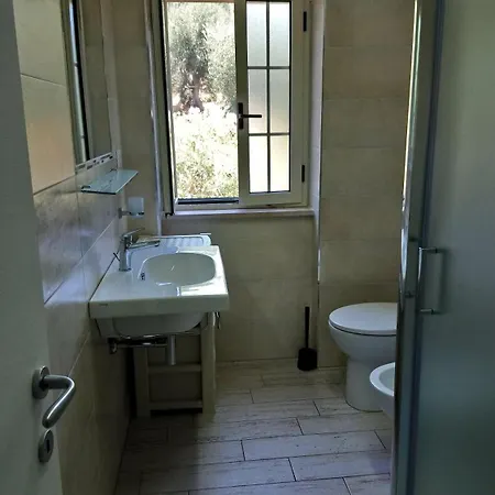 Zwei-zimmer-penthouse-wohnung Mit Terrasse Mit Meerblick Apartment Peschici